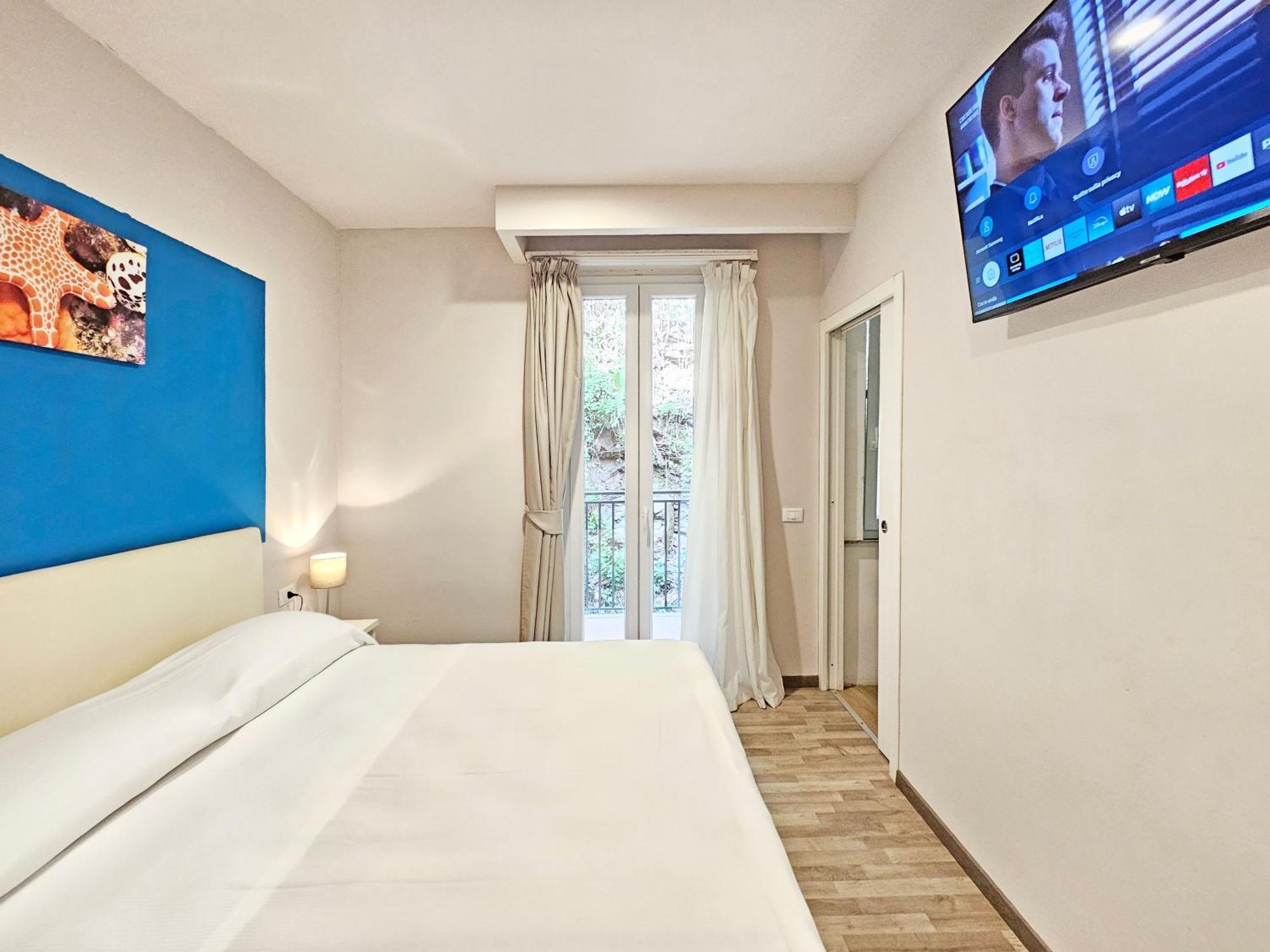 Hotel L'Approdo Порто-Аццурро Екстер'єр фото