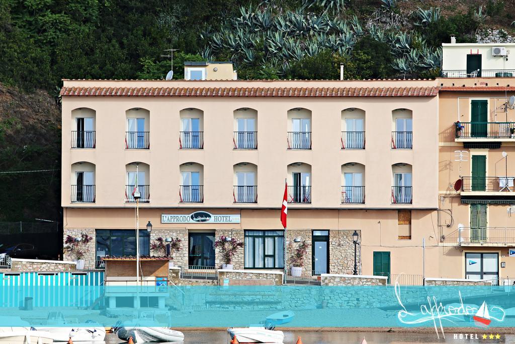 Hotel L'Approdo Порто-Аццурро Екстер'єр фото